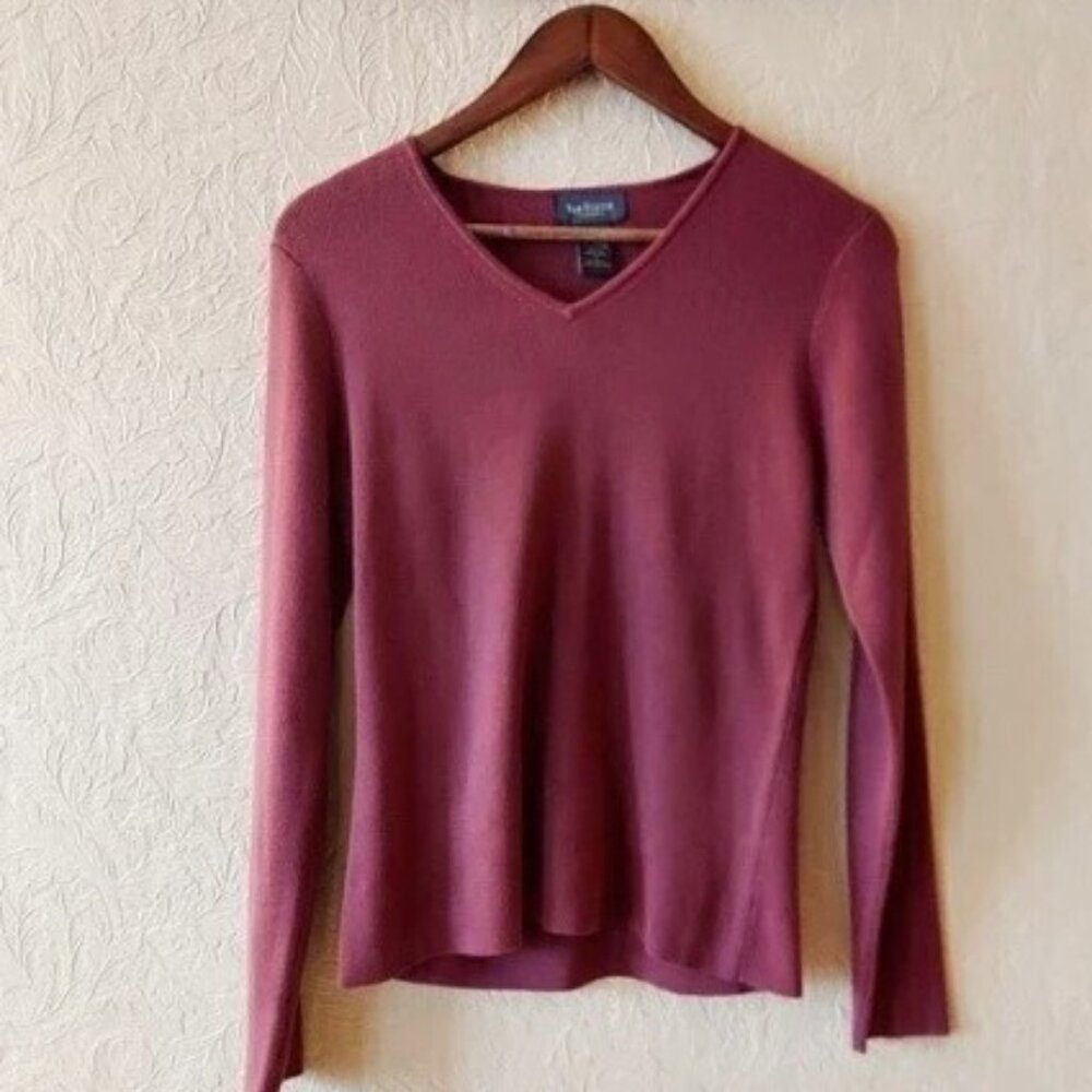 Size S  Sweater by Van Heusen Long Sleeve Vneck  55% acrylic 45% cotton